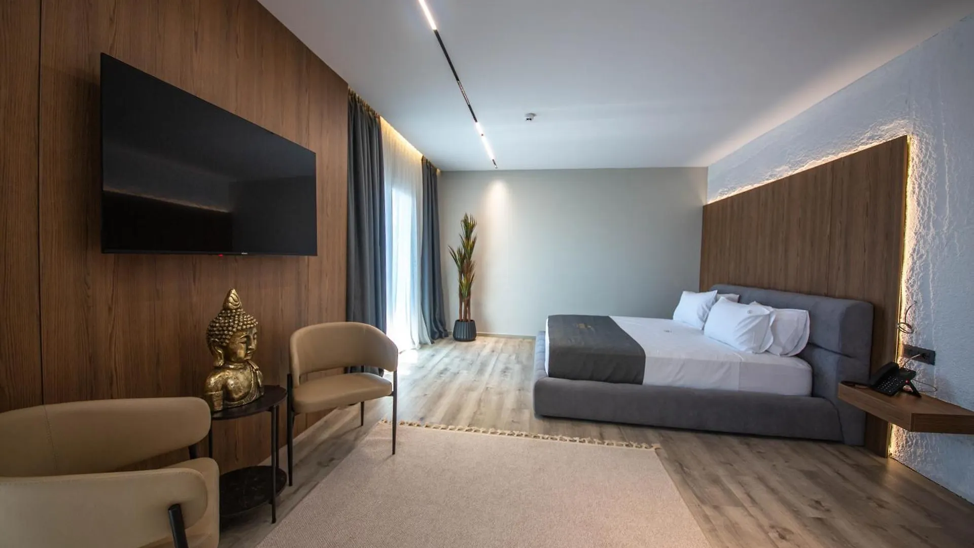 Noam Luxury Hotel Sarandë 4*,  Albanien