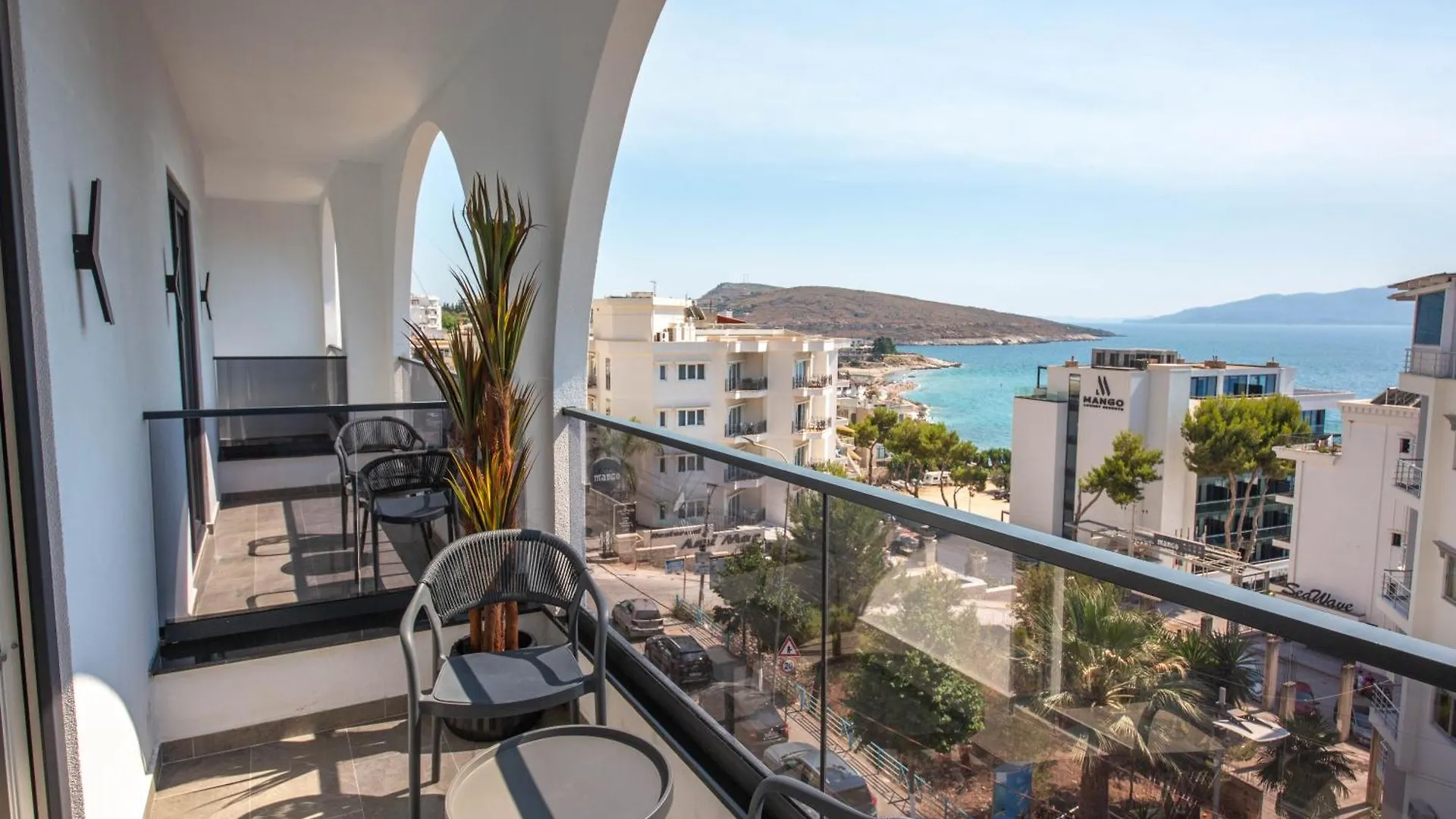 Noam Luxury Hotel Sarandë
