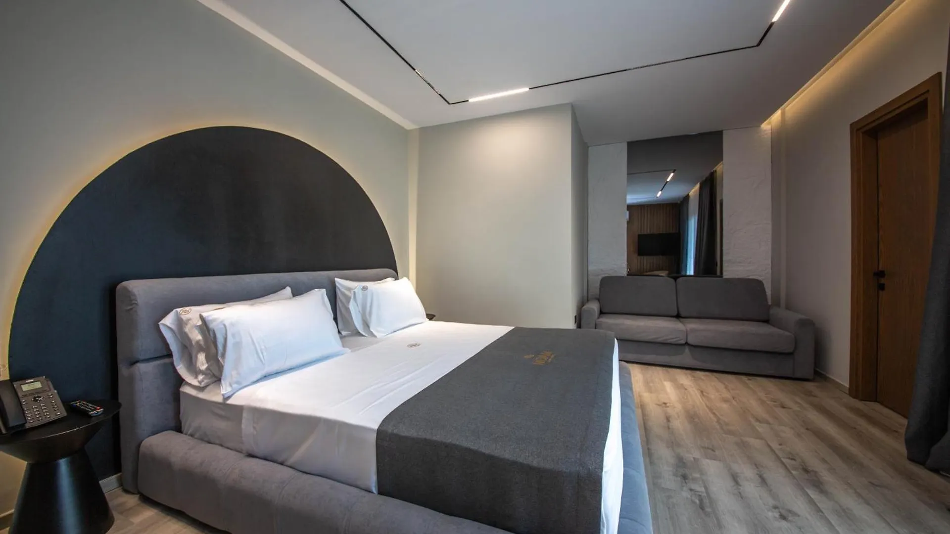 Noam Luxury Hotel Saranda 4*,