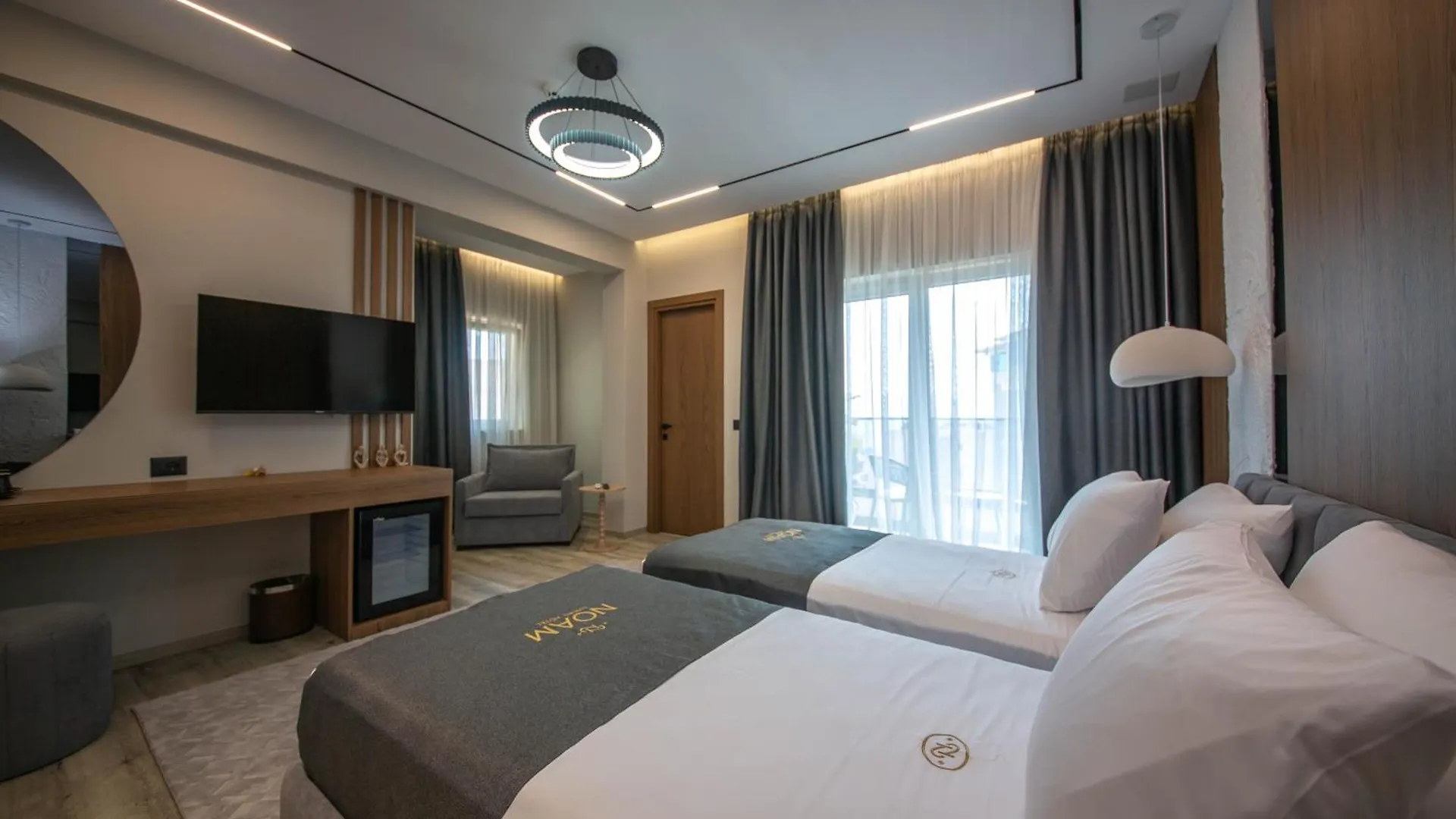 Noam Luxury Hotel Sarandë
