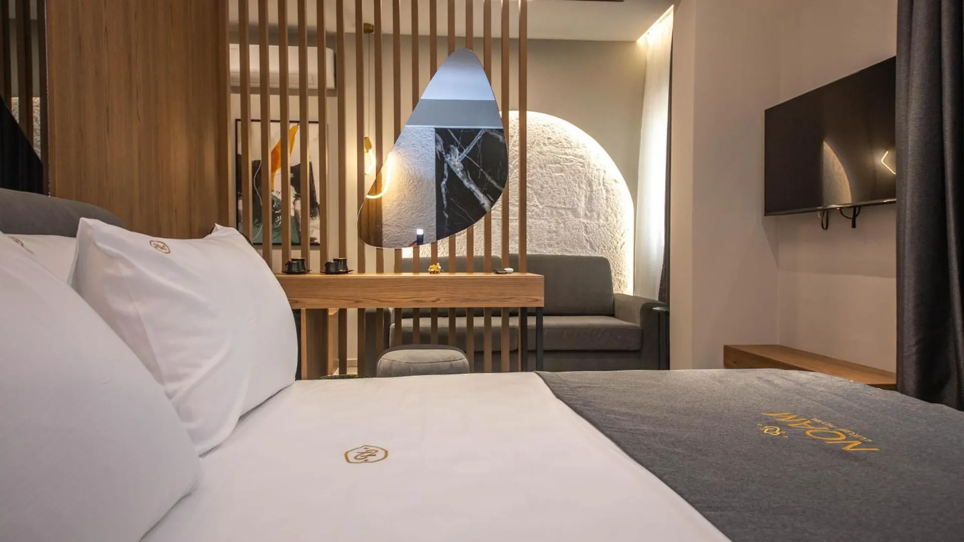 Noam Luxury Hotel Sarandë