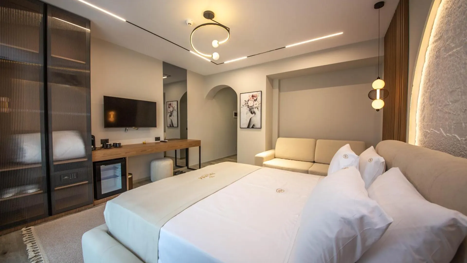Noam Luxury Hotel Sarandë