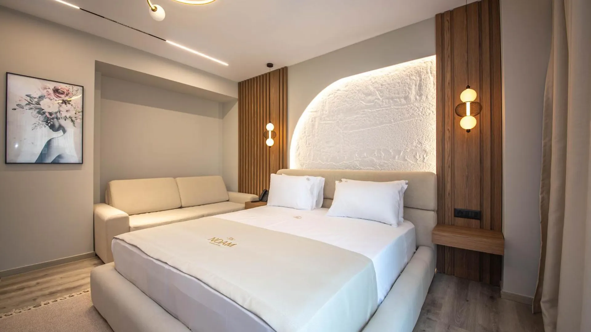 Noam Luxury Hotel Saranda