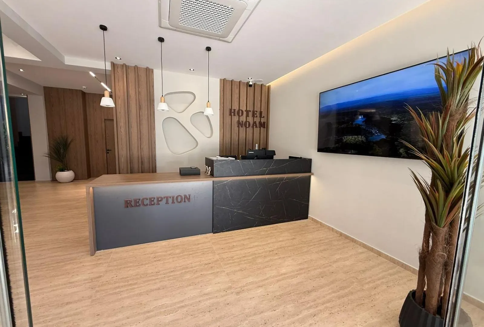 Noam Luxury Hotel Sarandë Albanien